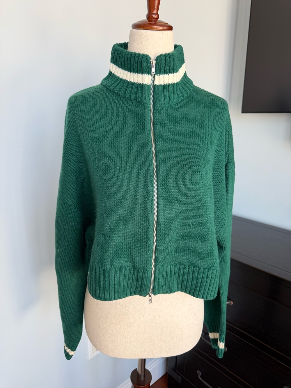 H&M Forest Green Zip-Up Ribbed Collar Sweater with Cream Stripes